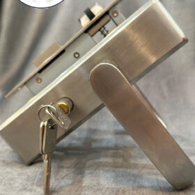 KHÓA TAY GẠT TB 3050